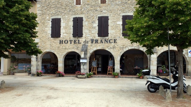 Michel Carrere - Hotel de France (38).JPG